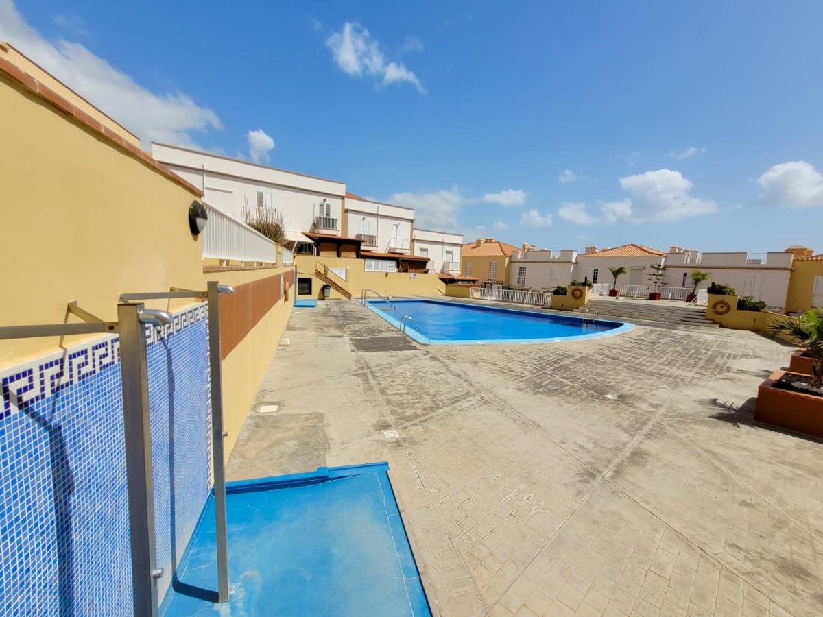 Playa Arena Apartment Araya  المظهر الخارجي الصورة